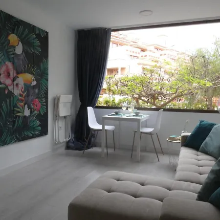 Sweet White In Arona דירה *